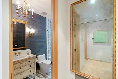 2571 Vista, Newport Beach, CA 92663 - Photo 21