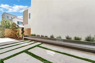 249 Chorus, Irvine, CA 92618 - Photo 23