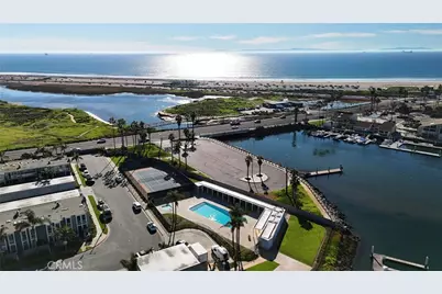 4001 Warner, Huntington Beach, CA 92649 - Photo 31