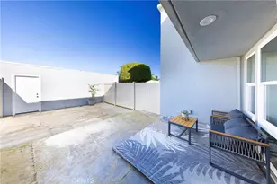 4001 Warner, Huntington Beach, CA 92649 - Photo 23