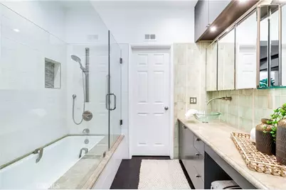 27 Brittany, Newport Beach, CA 92660 - Photo 9