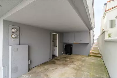 302 S Bay Front, Newport Beach, CA 92662 - Photo 23