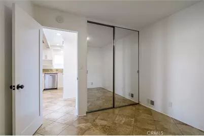 302 S Bay Front, Newport Beach, CA 92662 - Photo 15