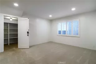 302 S Bay Front, Newport Beach, CA 92662 - Photo 19