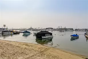 302 S Bay Front, Newport Beach, CA 92662 - Photo 25