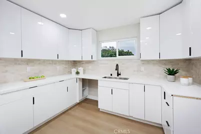 916 N West, Anaheim, CA 92801 - Photo 9