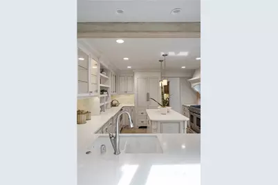 110 Via Trieste, Newport Beach, CA 92663 - Photo 13