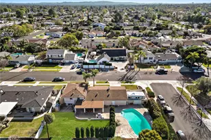 18161 Larkstone, North Tustin, CA 92705 - Photo 5