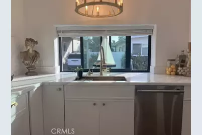 100 Yorktown, Newport Beach, CA 92660 - Photo 7