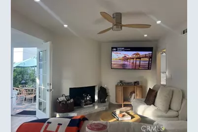 100 Yorktown, Newport Beach, CA 92660 - Photo 11