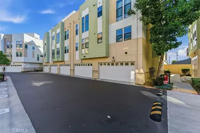 1650 Topanga Avenue, Costa Mesa, CA 92627 - Photo 37