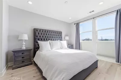 1650 Topanga Avenue, Costa Mesa, CA 92627 - Photo 19