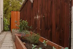 2958 Swan, Los Angeles, CA 90026 - Photo 35