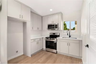 2155 Euclid Avenue, Long Beach, CA 90815 - Photo 29