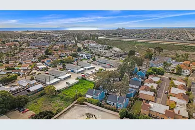 1025 Sea Breeze #11, Costa Mesa, CA 92627 - Photo 47