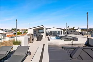 304 S Bay Front, Newport Beach, CA 92662 - Photo 41