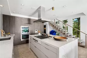 304 S Bay Front, Newport Beach, CA 92662 - Photo 17