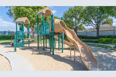 21 Fillmore, Irvine, CA 92620 - Photo 17