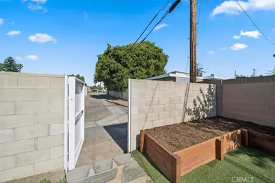 1409 W Dogwood, Anaheim, CA 92801 - Photo 25