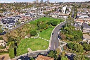 429 Carnation Ave, Corona del Mar, CA 92625 - Photo 7