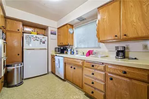 429 Carnation Ave, Corona del Mar, CA 92625 - Photo 15