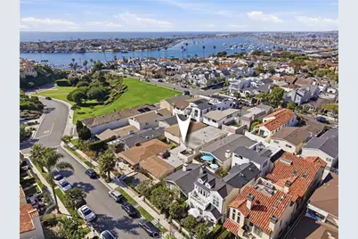 429 Carnation Avenue, Corona del Mar, CA 92625 - Photo 7