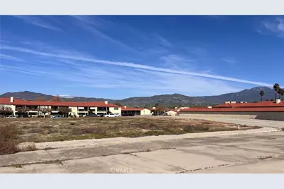 43125 Andrade, Hemet, CA 92544 - Photo 3