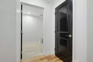 402 Rockefeller, Irvine, CA 92612 - Photo 27