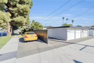 425 Ford, Costa Mesa, CA 92627 - Photo 19