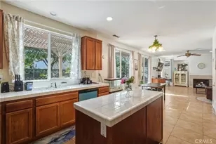 28853 Galaxy Way, Menifee, CA 92586 - Photo 9