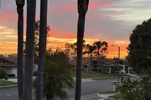 2000 Vista Cajon, Newport Beach, CA 92660 - Photo 29