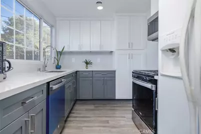 674 Senate Street, Costa Mesa, CA 92627 - Photo 7