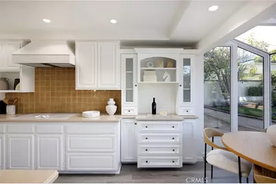 502 Kings Rd, Newport Beach, CA 92663 - Photo 17