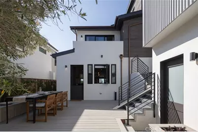 2212 Cliff Drive, Newport Beach, CA 92663 - Photo 19