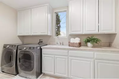 1852 Sharon, Santa Ana, CA 92705 - Photo 27