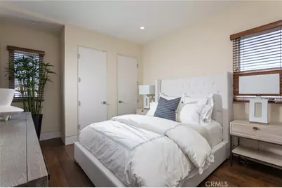 308 Grand Canal, Newport Beach, CA 92662 - Photo 21