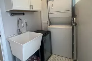 25 Saratoga, Newport Beach, CA 92660 - Photo 17