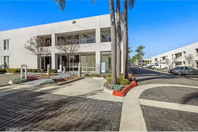 711 W 17th #F-1, Costa Mesa, CA 92627 - Photo 9