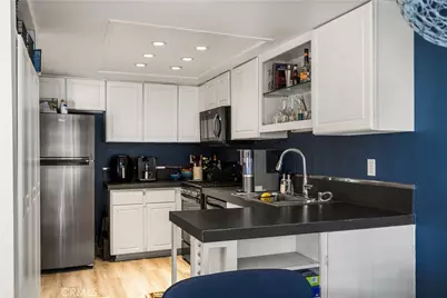 421 Bryson Springs, Costa Mesa, CA 92627 - Photo 15