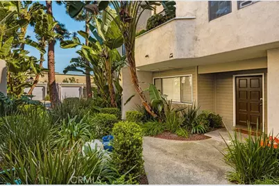 421 Bryson Springs, Costa Mesa, CA 92627 - Photo 3