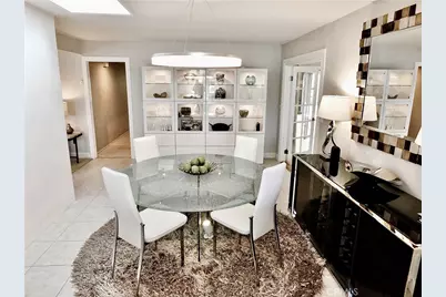 250 Bucknell Rd, Costa Mesa, CA 92626 - Photo 19