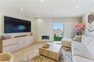 200 Pacific Coast Hwy, Huntington Beach, CA 92648 - Photo 11