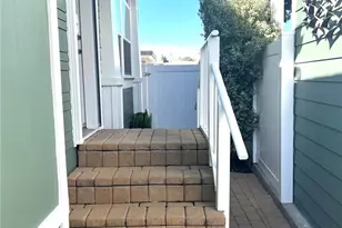 118 Yorktown, Newport Beach, CA 92660 - Photo 23