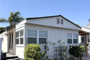 202 Tremont, Newport Beach, CA 92660 - Photo 3