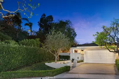 1 Rue Deauville, Newport Beach, CA 92660 - Photo 43