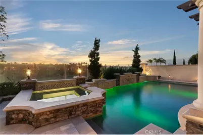 72 Victoria, Newport Beach, CA 92660 - Photo 5