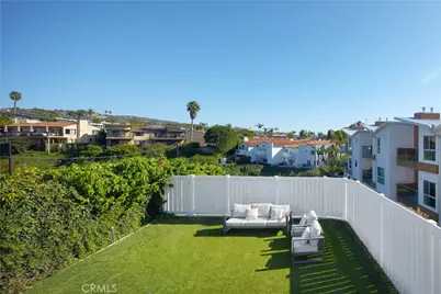 408 Hazel, Corona del Mar, CA 92625 - Photo 3