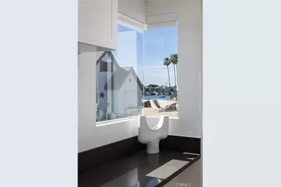 2618 Cove Street, Corona del Mar, CA 92625 - Photo 21
