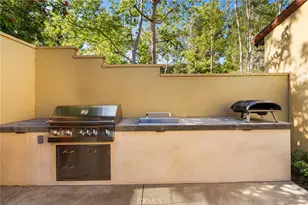 82 Bower Tree, Irvine, CA 92603 - Photo 29