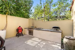 82 Bower Tree, Irvine, CA 92603 - Photo 27